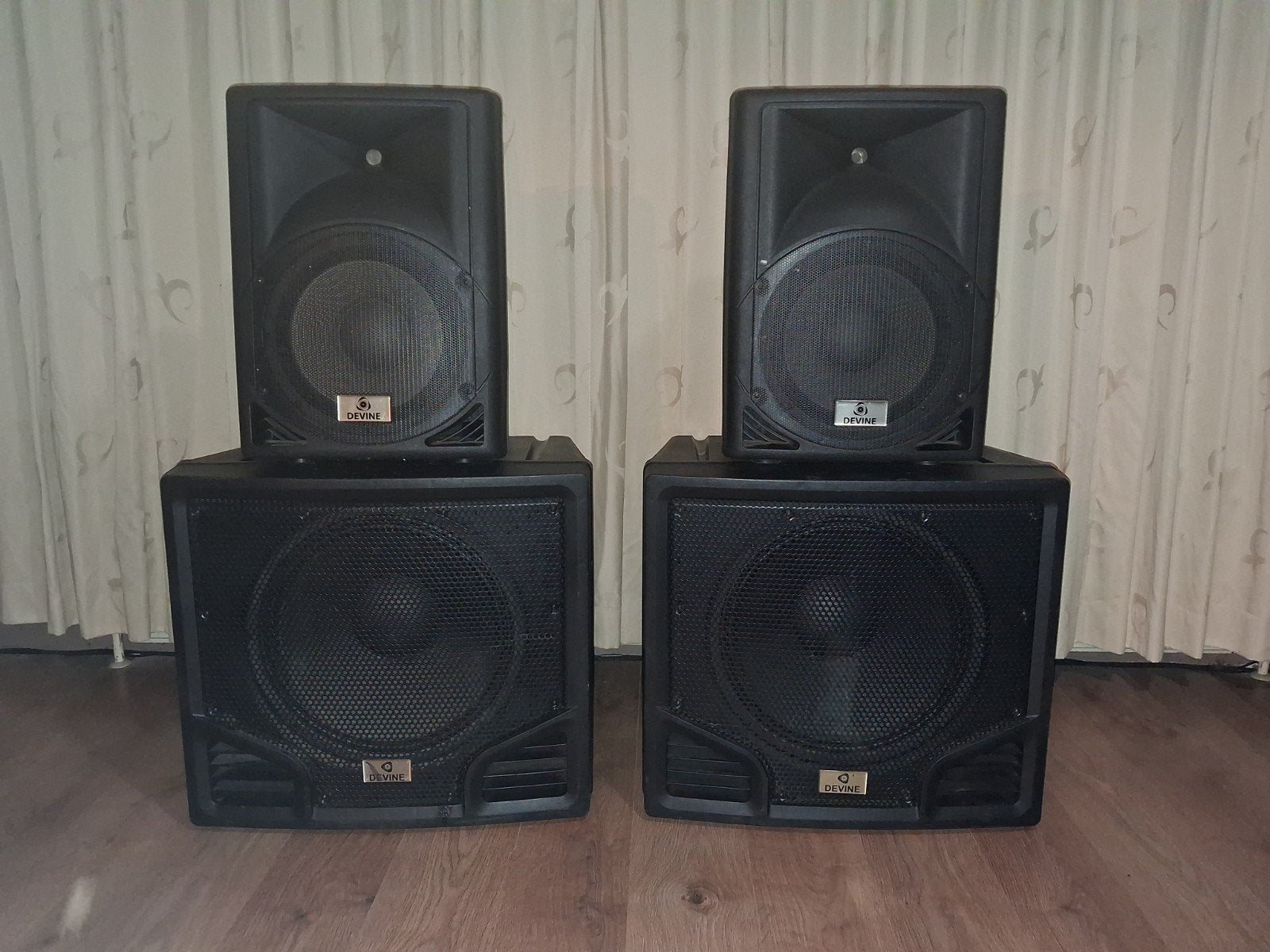 Complete Devine PA Set: 2x Sub 118A & 2x Top Artis 12A, Ophalen, Speakerset, Overige merken