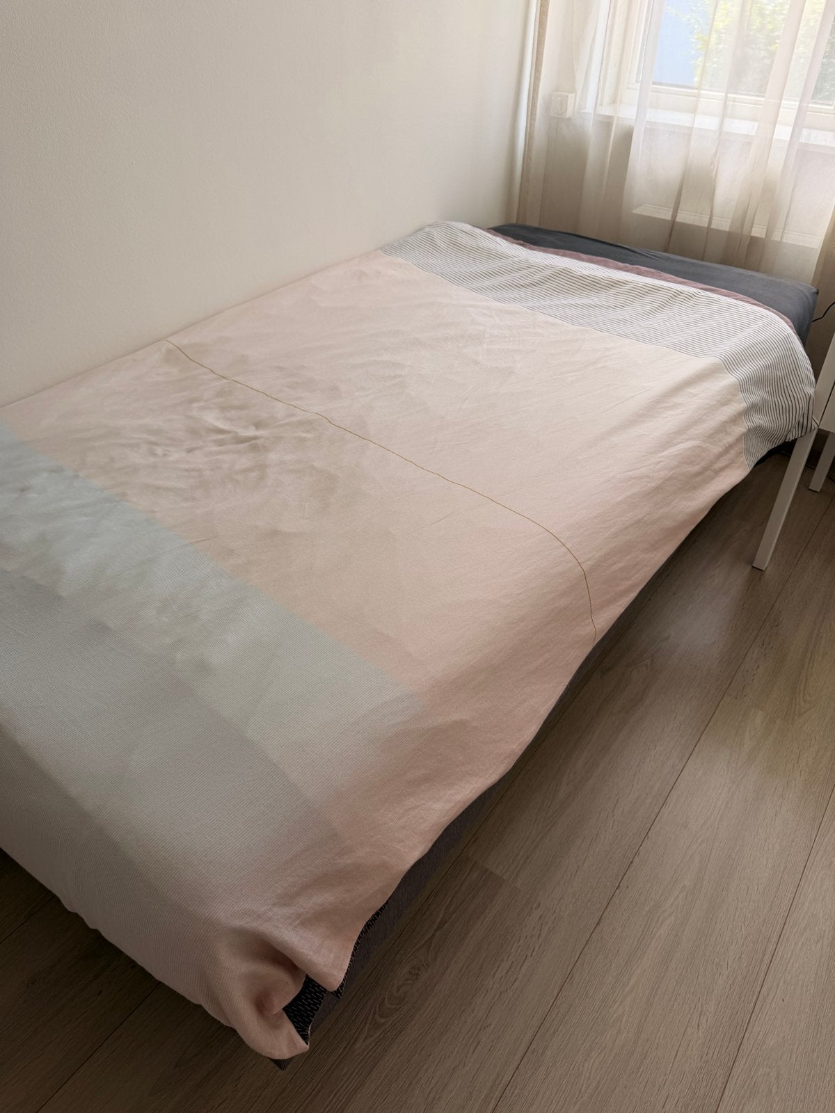 Boxspring 90x200 eenpersoons met matras en poten, Ophalen, Gebruikt, 90 cm, Eenpersoons