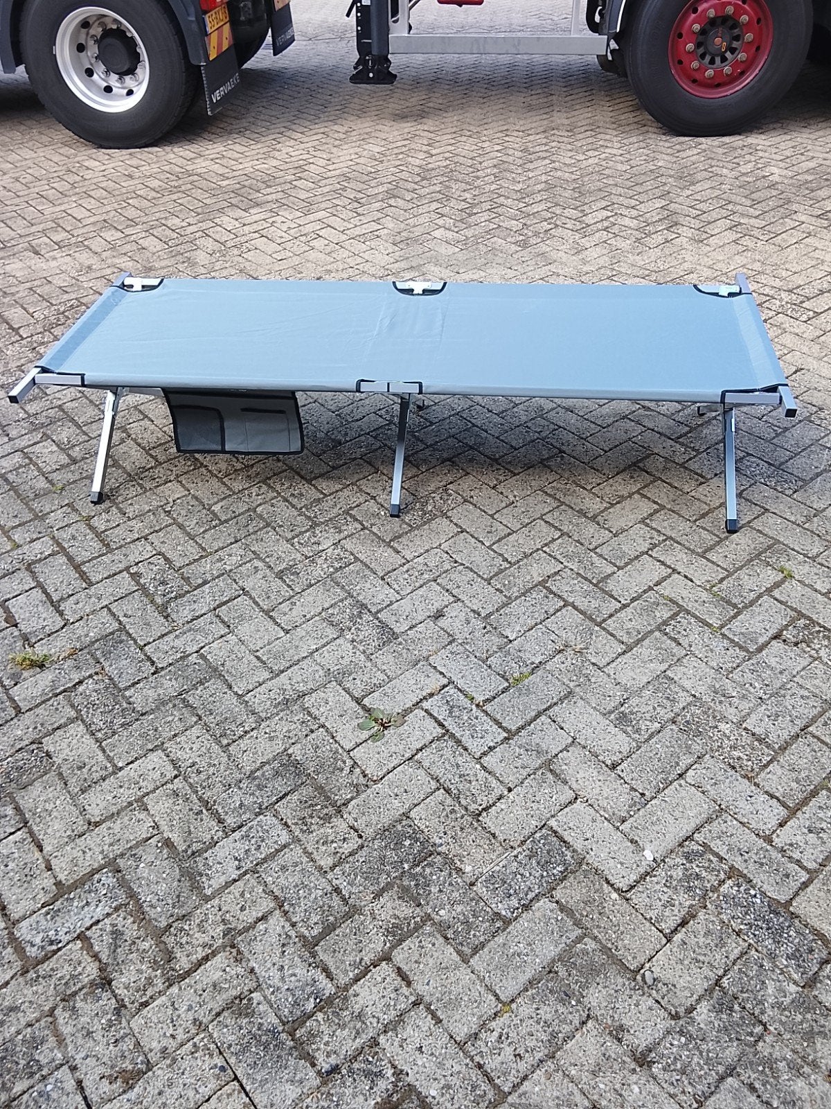 Tresko Ligbed 210x70 - Nieuw in doos, Caravans en Kamperen, Tresko, Onbekend, Nieuw, Ophalen of Verzenden