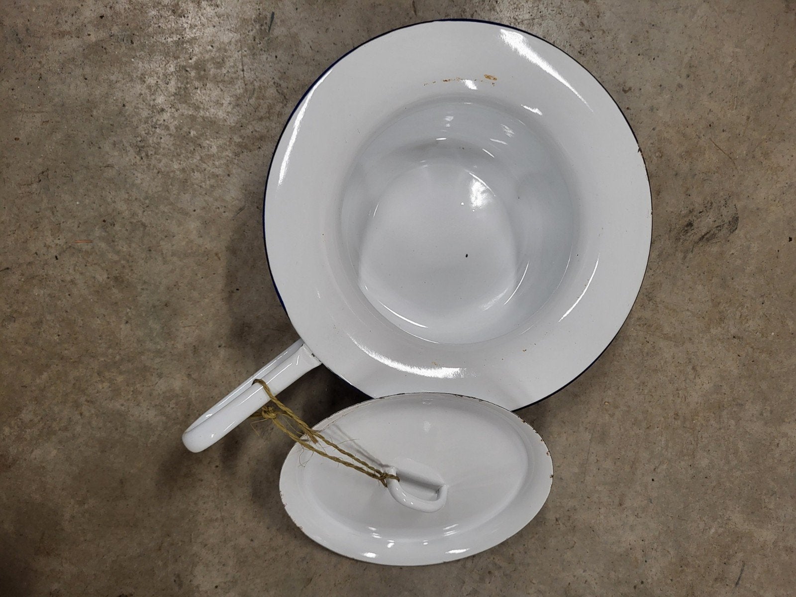 Vintage Emaille Po met blauwe rand en Deksel - Wit, Ophalen of Verzenden