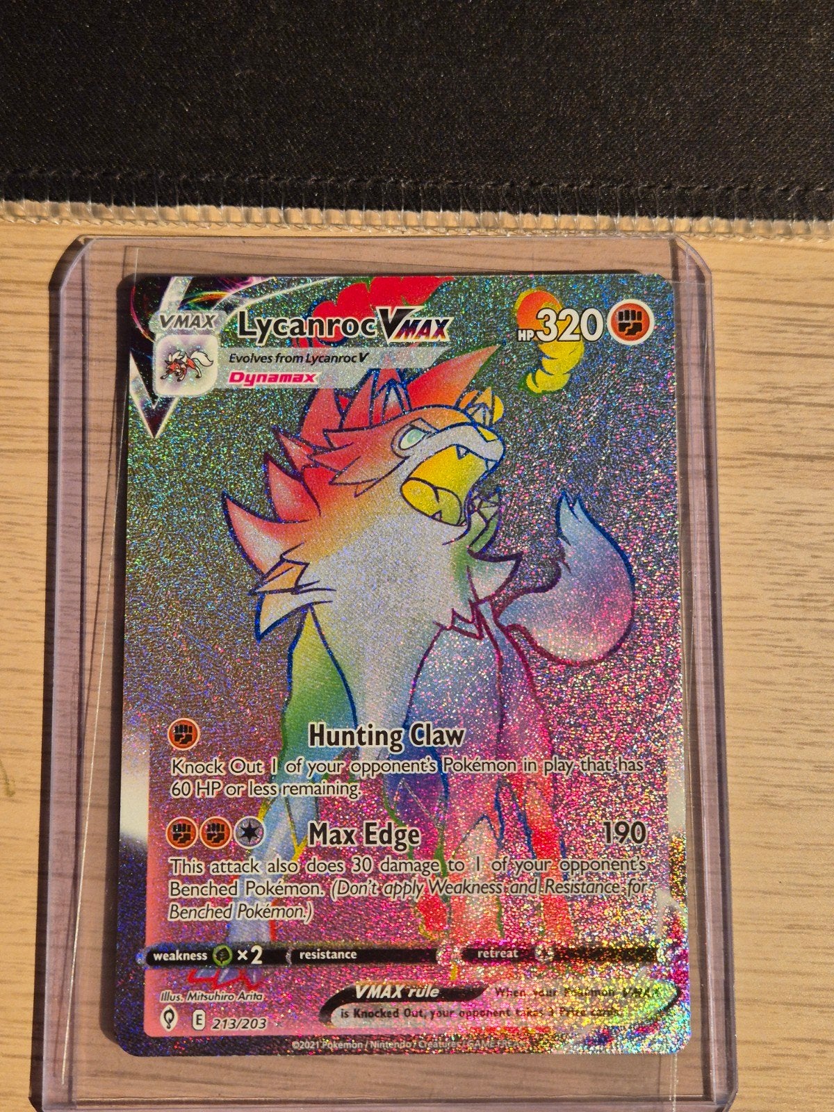 Lycanroc VMAX 213/203, Ophalen of Verzenden, Zo goed als nieuw, Losse kaart, Foil