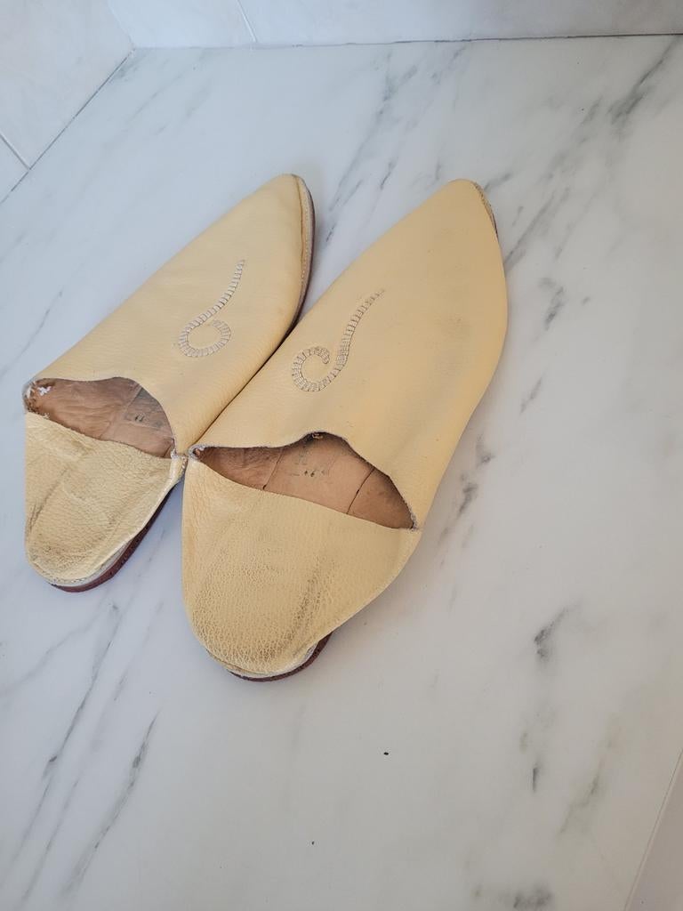 Gedragen Gele Leren Babouches.maat 44, Slippers, Geel, Ophalen of Verzenden, Handgemaakt