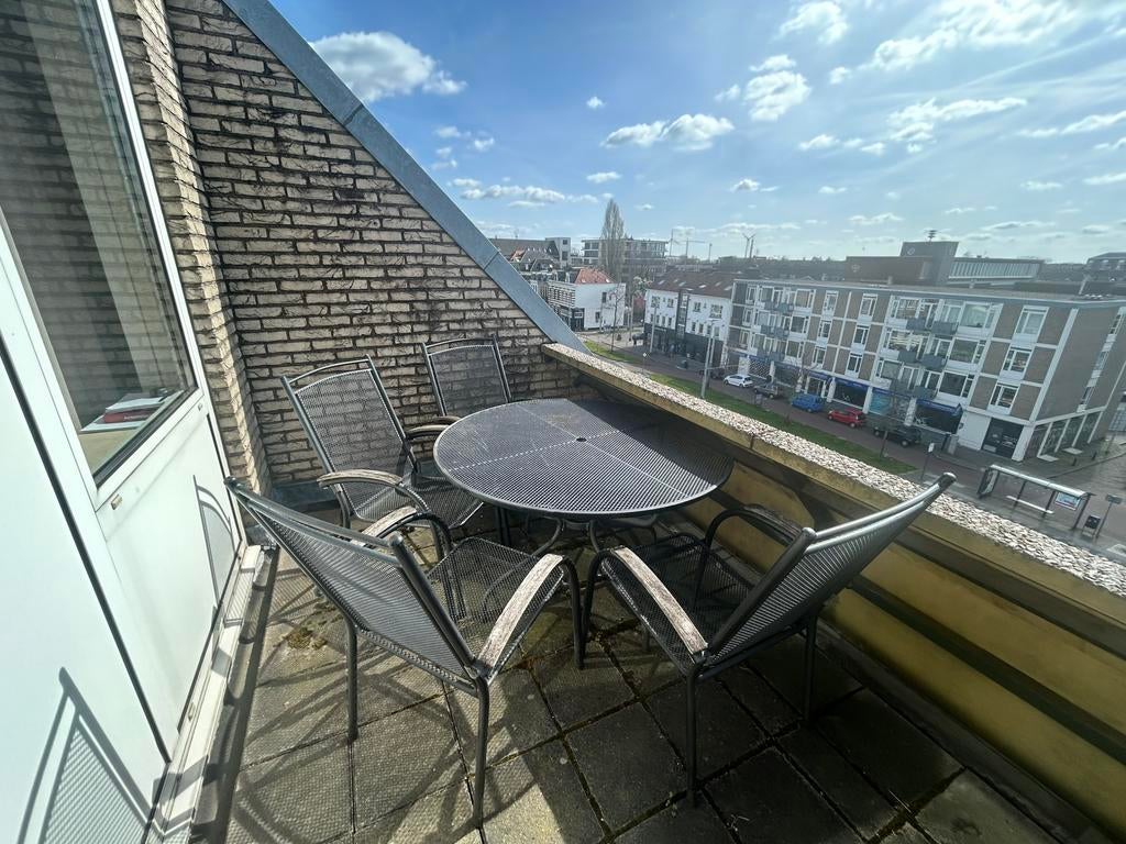 4-Persoon Groote Metaale Tuinset met Parasol Houder, Tuin en Terras, Ophalen, Gebruikt, Eettafel, Tuinset