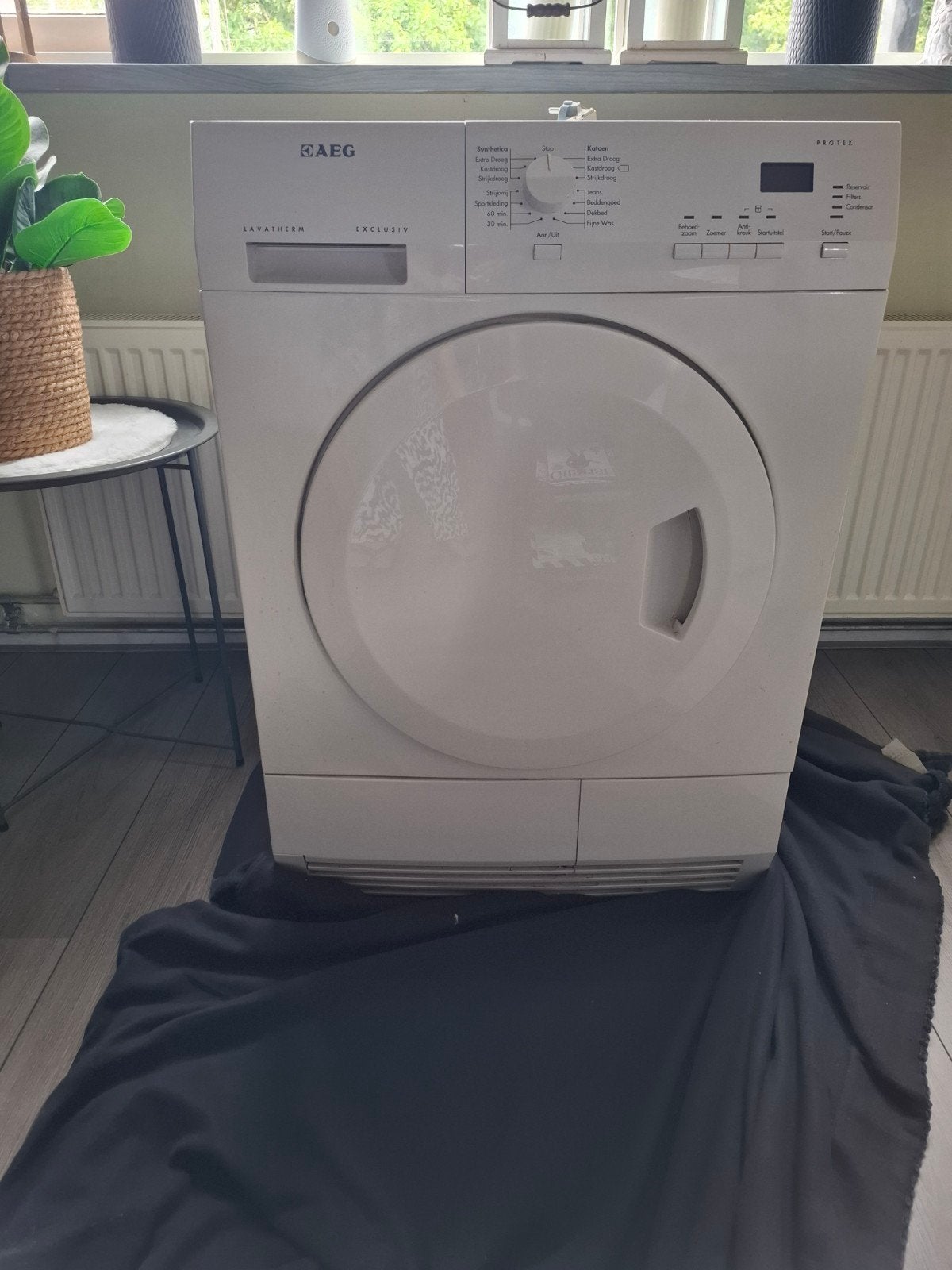 AEG condensdroger, Witgoed en Apparatuur, Wasdrogers, Ophalen, 6 tot 8 kg, Gebruikt, 85 tot 90 cm