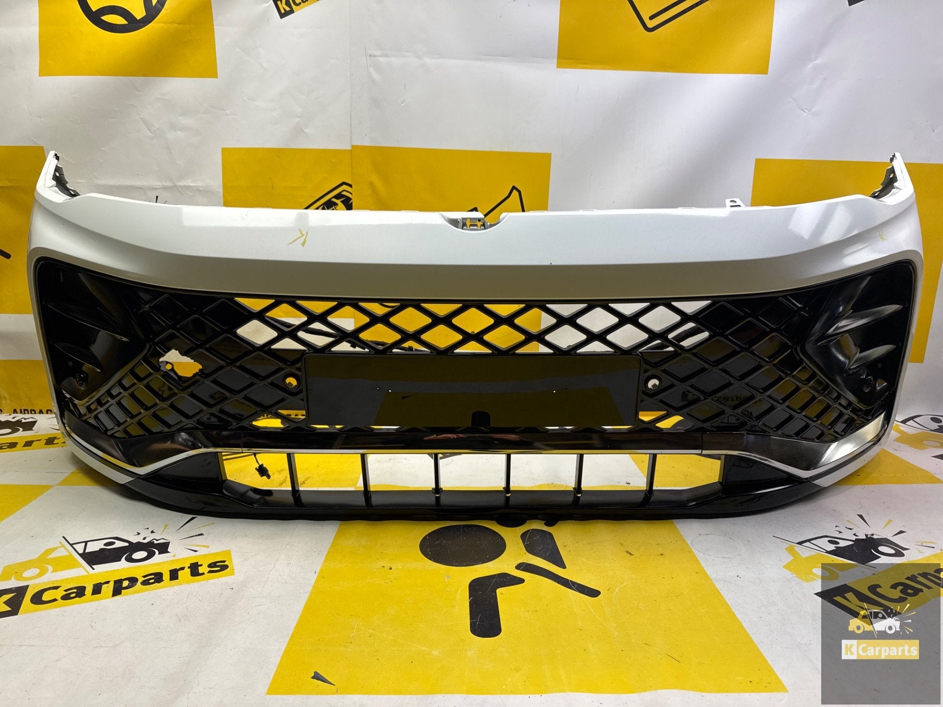 VW Tiguan 571 Voorbumper R-Line 6PDC 571807217B, Gebruikt, Volkswagen AG, Bumper, Berliner Ring 2
38440  Wolfsburg, DE