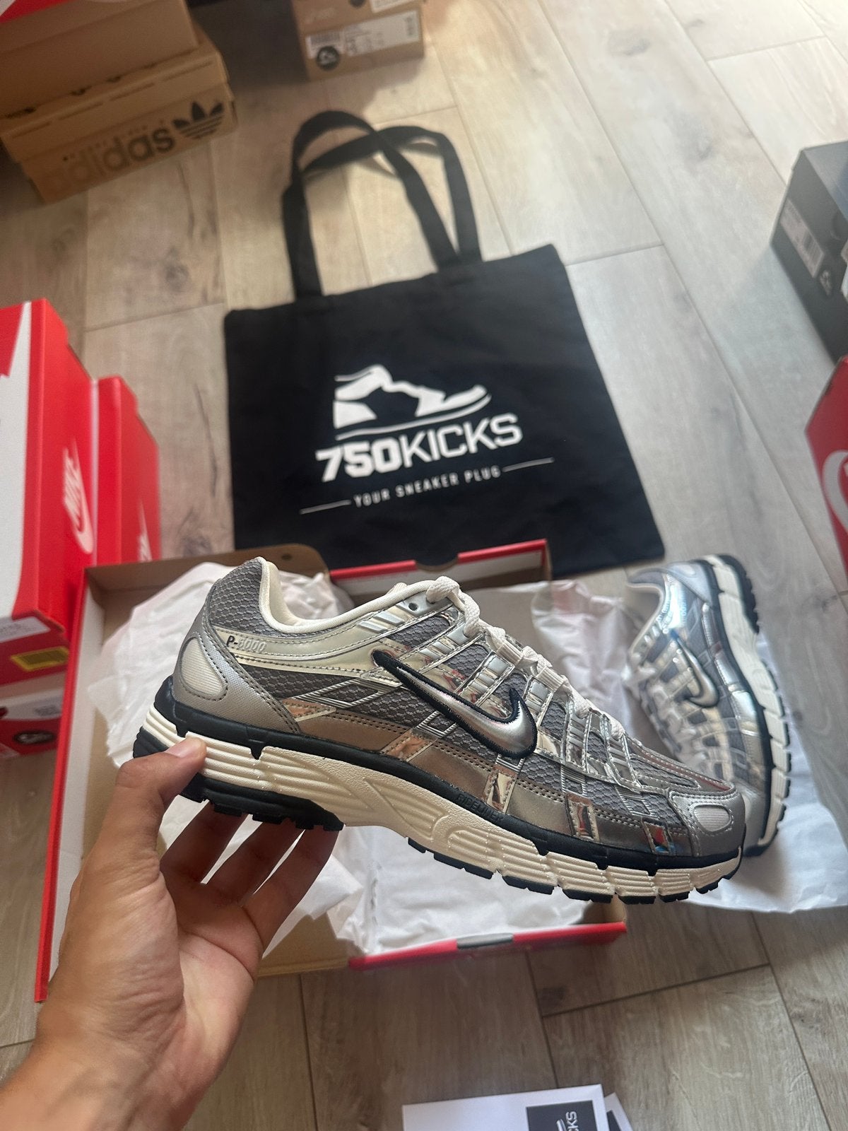 Nike P-6000 Metallic Silver CN0149-001 Maat EU40, Kleding | Dames, Schoenen, Nieuw, Ophalen of Verzenden, Sneakers of Gympen, Nike