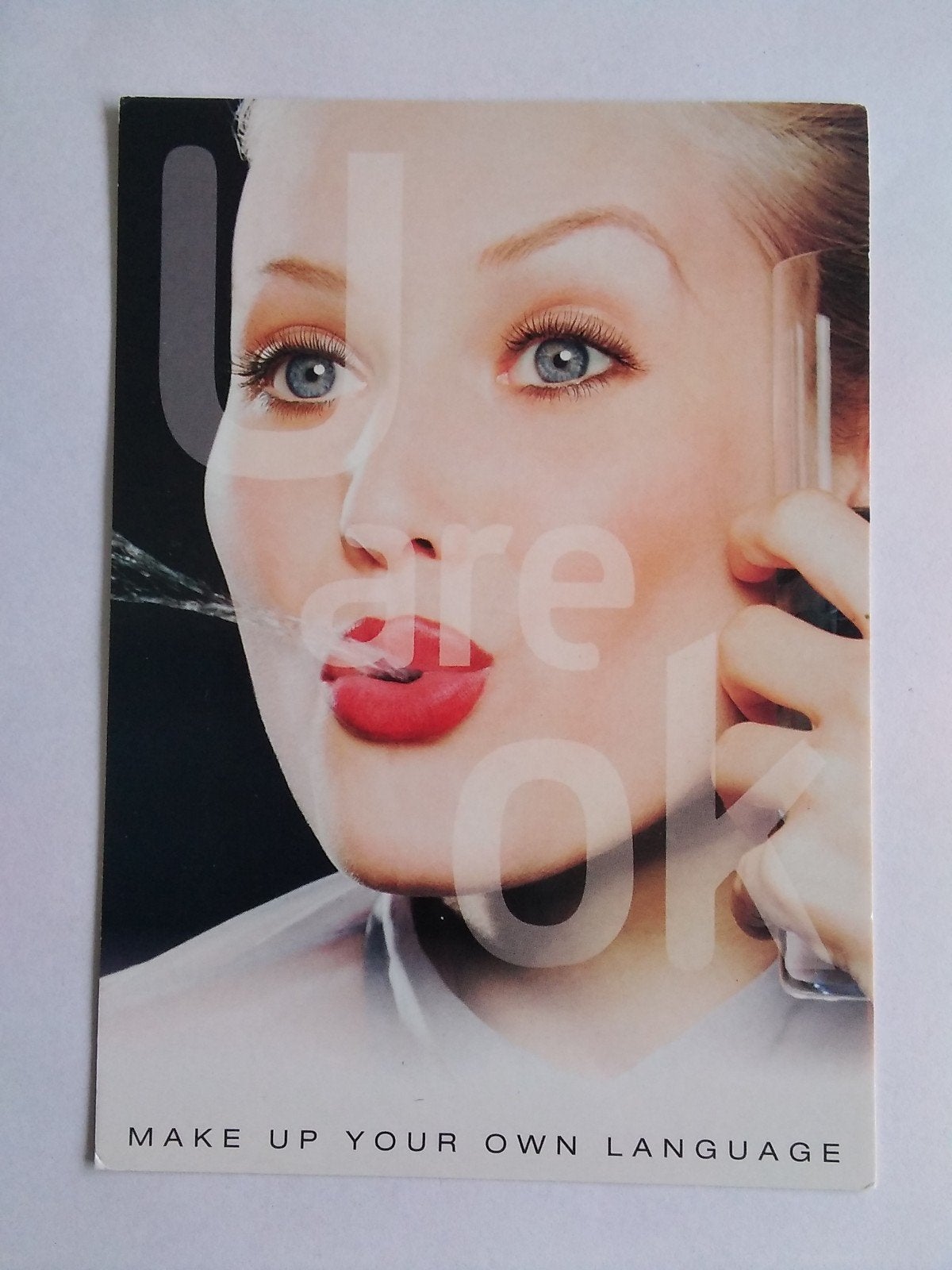 Ansichtkaart Invite by Rimmel 1000 Kisses stay on lipstick, Verzamelen, Verzenden, Zo goed als nieuw, Overige typen