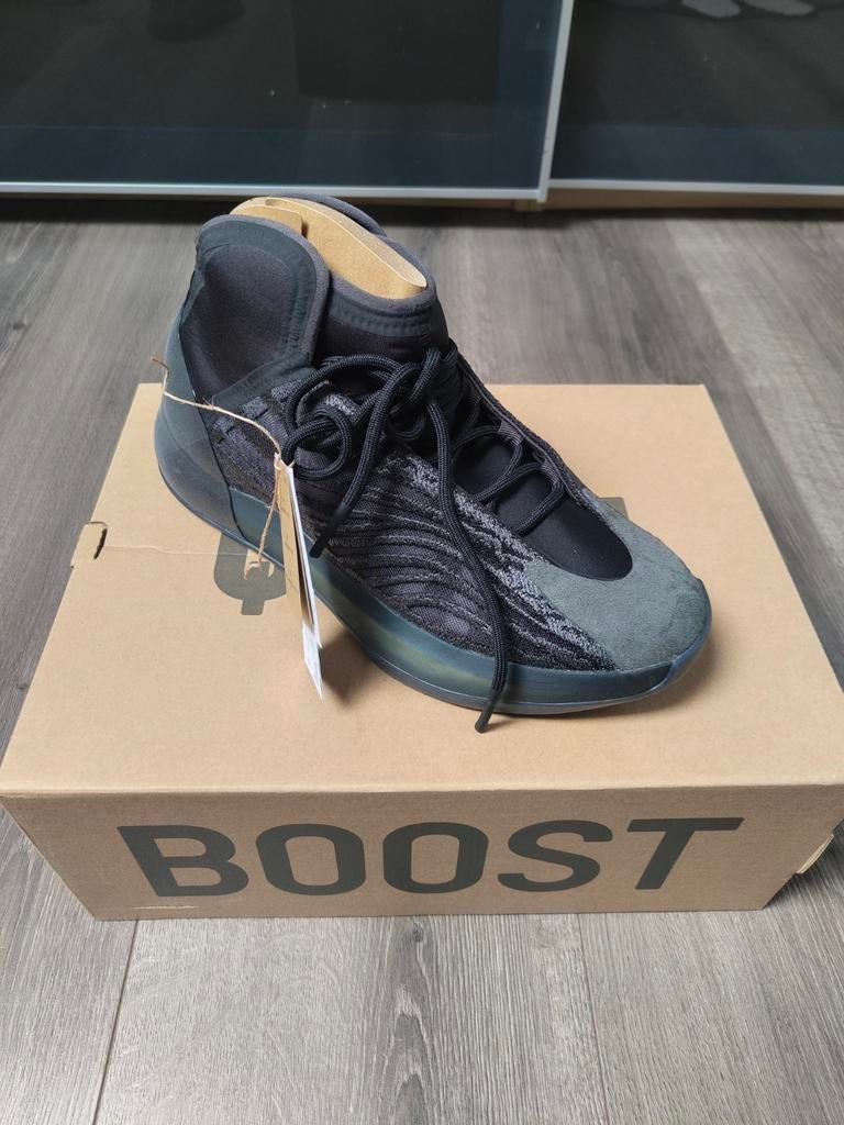 Yeezy Qntm Onyx maat 44 2/3, Ophalen of Verzenden