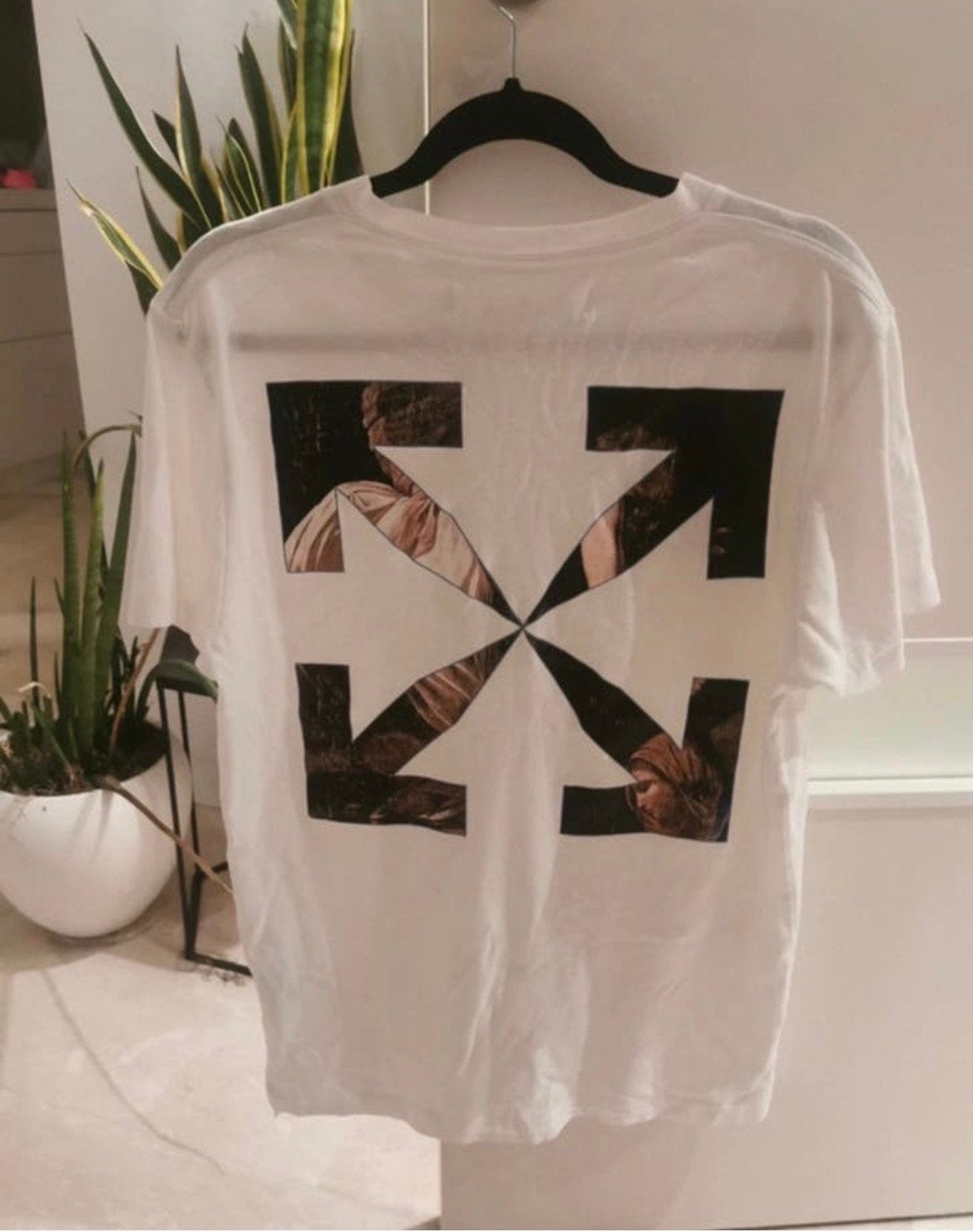 Off-White Caravaggio Arrow White Tee, Ophalen of Verzenden, Zo goed als nieuw, Maat 48/50 (M), Wit