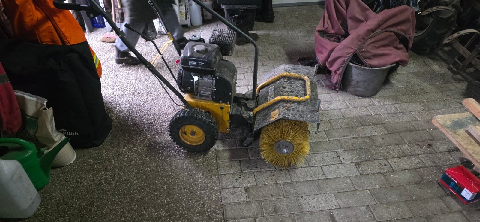 Texas Handy Sweep 650TG Veegmachine, Ophalen, Gebruikt, Texas