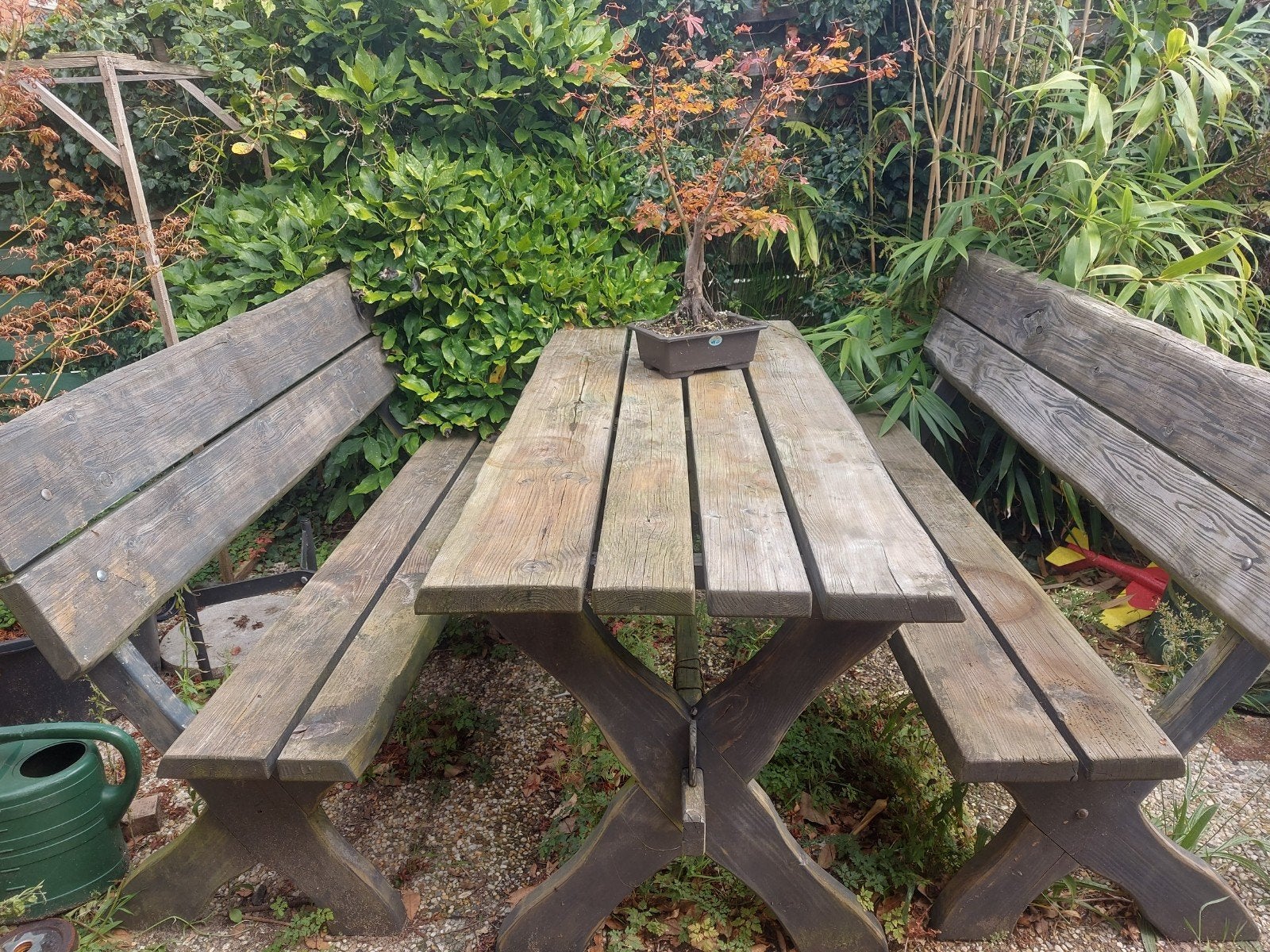 Robuuste houten picknicktafel met banken - 180x77x80 cm, Ophalen, Gebruikt, Rechthoekig, Hout