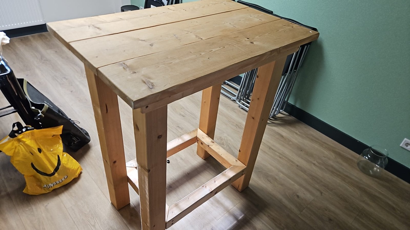 Houten bartafel - 100.5x65.5x118 cm, Ophalen, Zo goed als nieuw