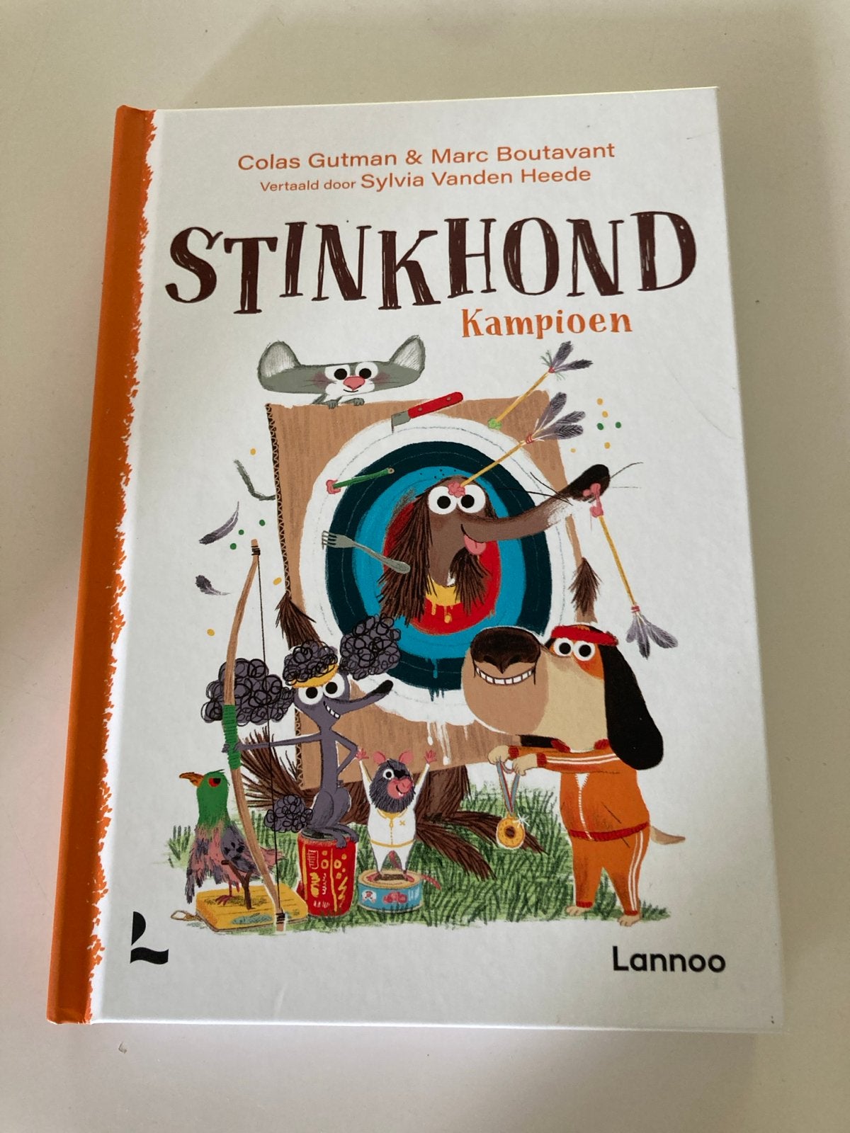 Stinkhond Kampioen - Kinderboek van Colas Gutman, Ophalen of Verzenden, Zo goed als nieuw, Fictie