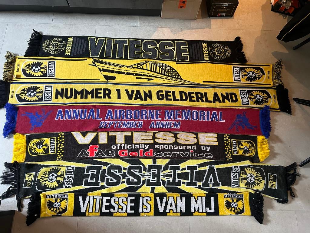 Diverse Vitesse sjaals - Collectie voor de echte fan, Ophalen, Gebruikt, Clubaccessoires