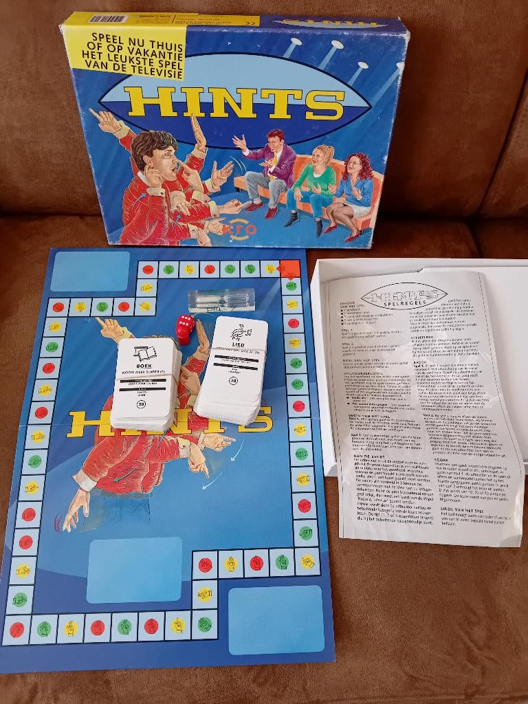 HINTS SPEELDOOS KRO €3, Hobby en Vrije tijd, Gezelschapsspellen | Bordspellen, Een of twee spelers, Ophalen of Verzenden, Gebruikt
