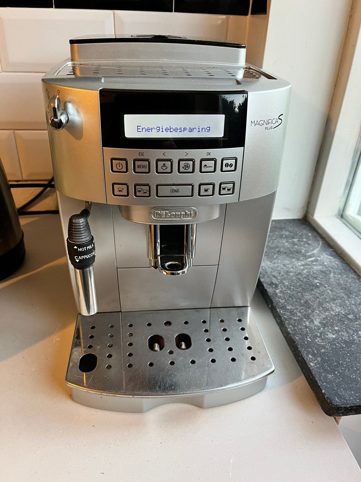 Delonghi Automatische koffiemachine, Ophalen, Gebruikt, Koffiemachine, Koffiebonen