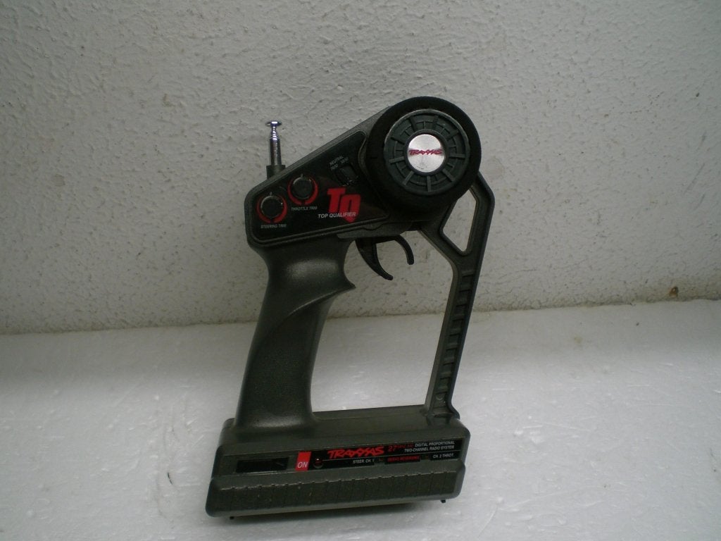 TRAXXAS TQ 27 MHz AM TQ-ZENDER, Ophalen of Verzenden, Zo goed als nieuw