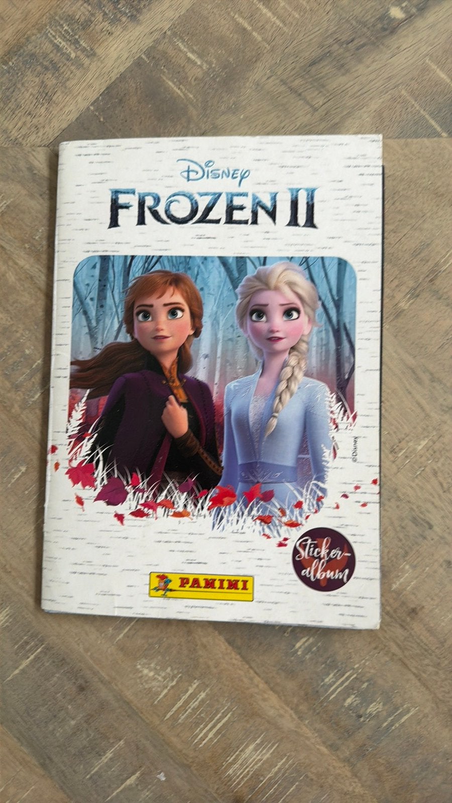 Panini frozen 2 compleet met poster, Ophalen of Verzenden, Zo goed als nieuw, Meerdere stickers