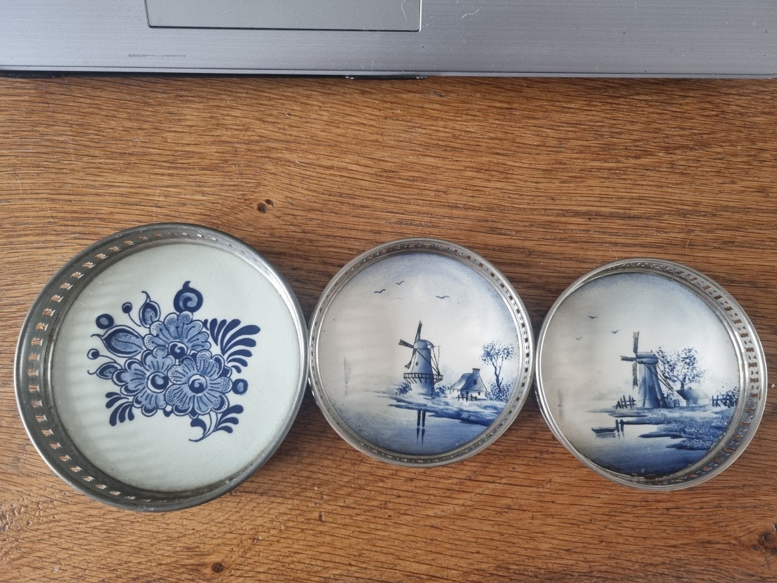 Set van 3 Delfts Blauwe Onderzetters met Molens en Bloemen, Antiek en Kunst, Ophalen of Verzenden