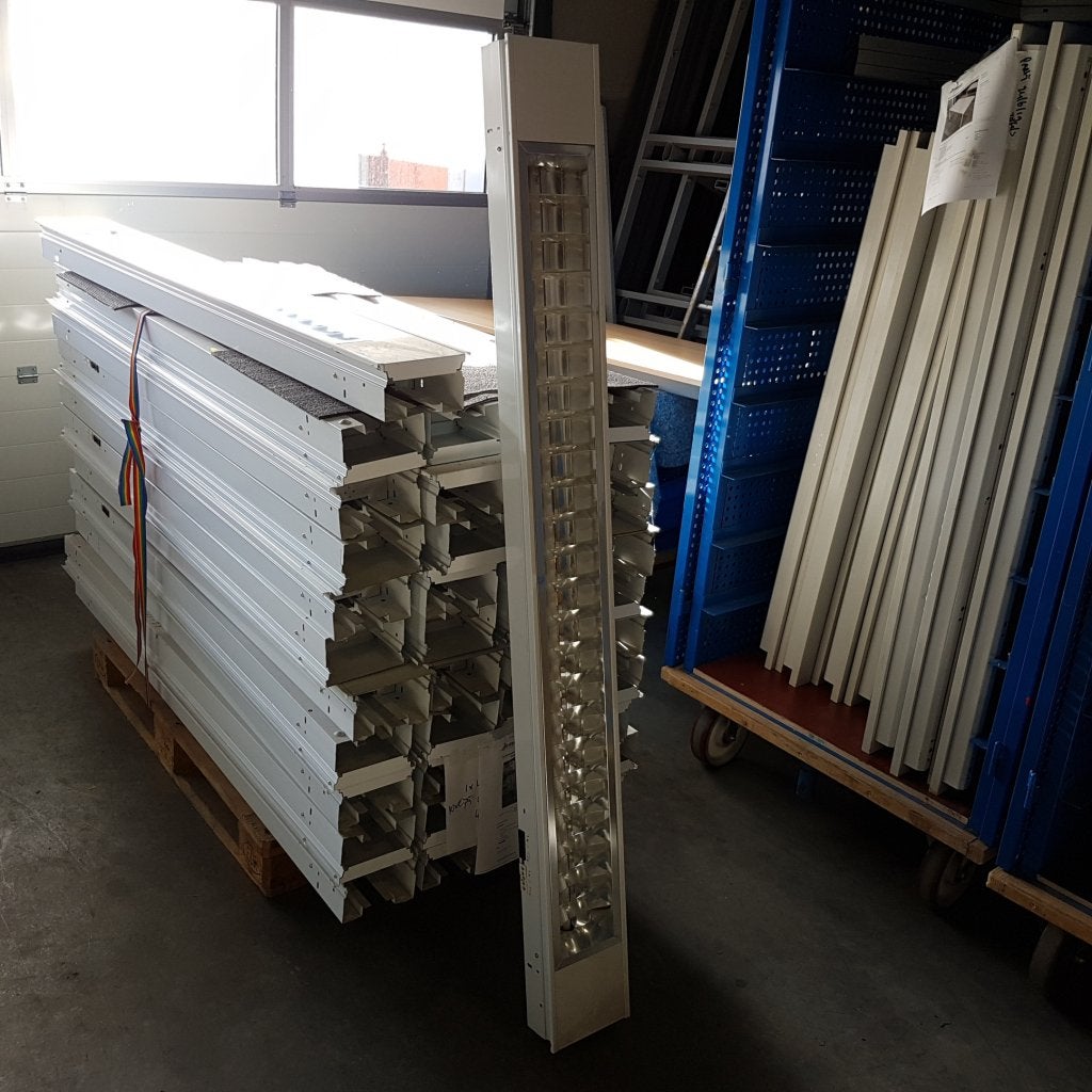 TL armatuur - 1x49 watt - T5    150 cm lang, Apple, Gebruikt, Support@apple.com, Apple Park Way, Cupertino, California