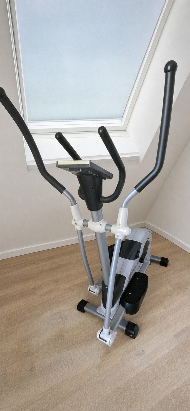 Crosstrainer Focus Fitness Senator - Zo goed als nieuw, Ophalen, Benen, Zo goed als nieuw, Crosstrainer