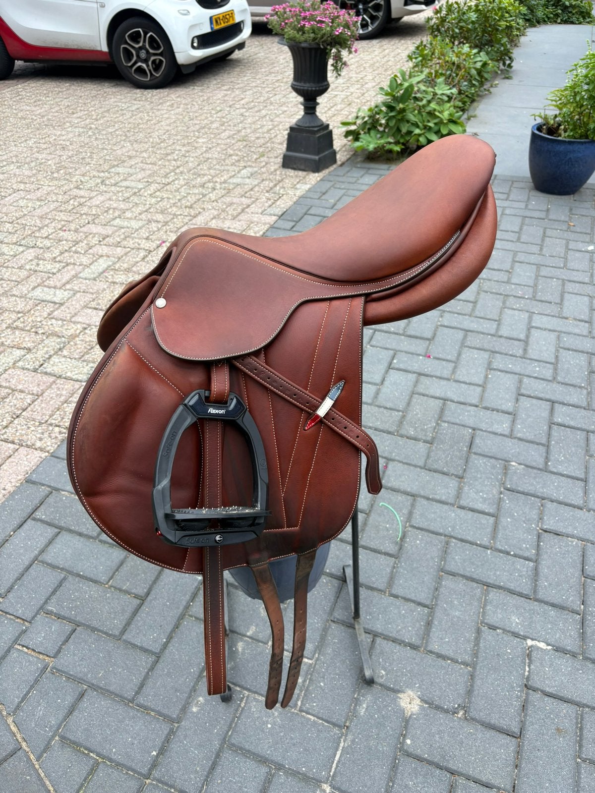 Butet eventing zadel 17.5inch, Dieren en Toebehoren, Ophalen, L (17.5 inch), Vlakke zit, Zo goed als nieuw