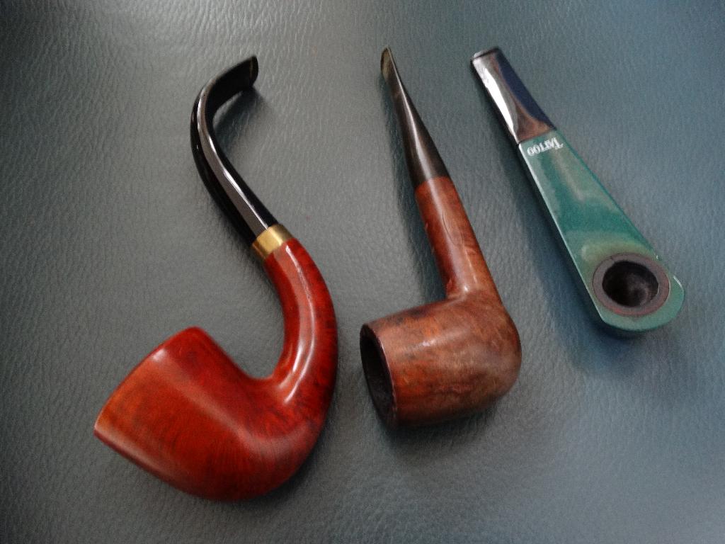 3 gebruikte tabakspijpen tattoo, real briar, lorenzo amica, Verzamelen, Ophalen of Verzenden, Gebruikt, Gebruiksvoorwerp