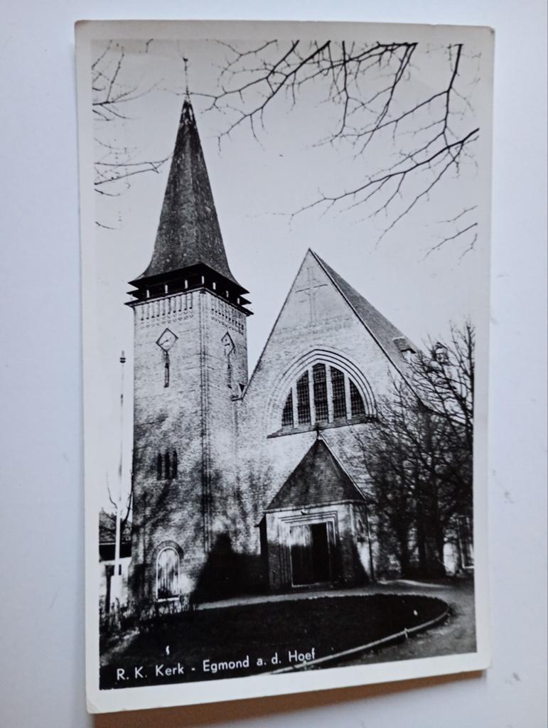 Egmond aan den Hoef RK Kerk, Ophalen of Verzenden, 1960 tot 1980, Ongelopen, Noord-Holland