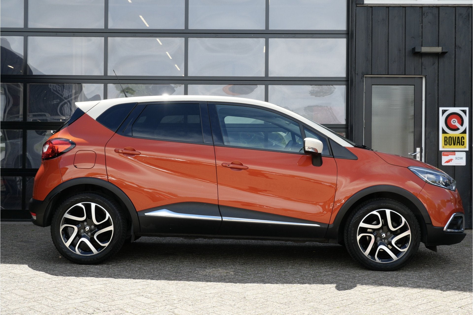 Renault Captur 1.5 dCi Authentique | Cruise | Airco | Navi |, Auto's, Euro 5, 620 kg, Grijs, SUV of Terreinwagen