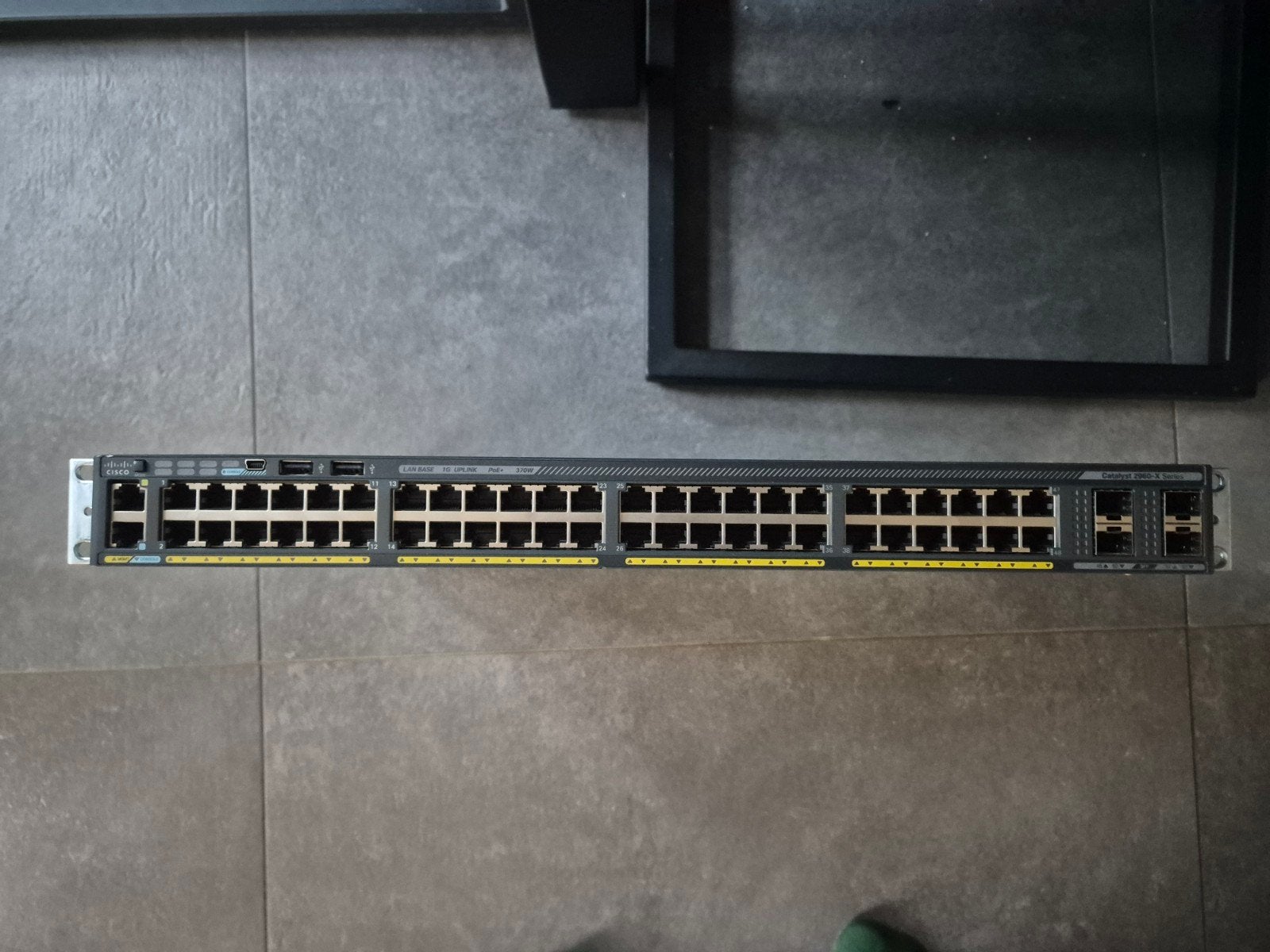 Cisco Catalyst 2960-X Series Switch - 48 poorten, Ophalen of Verzenden