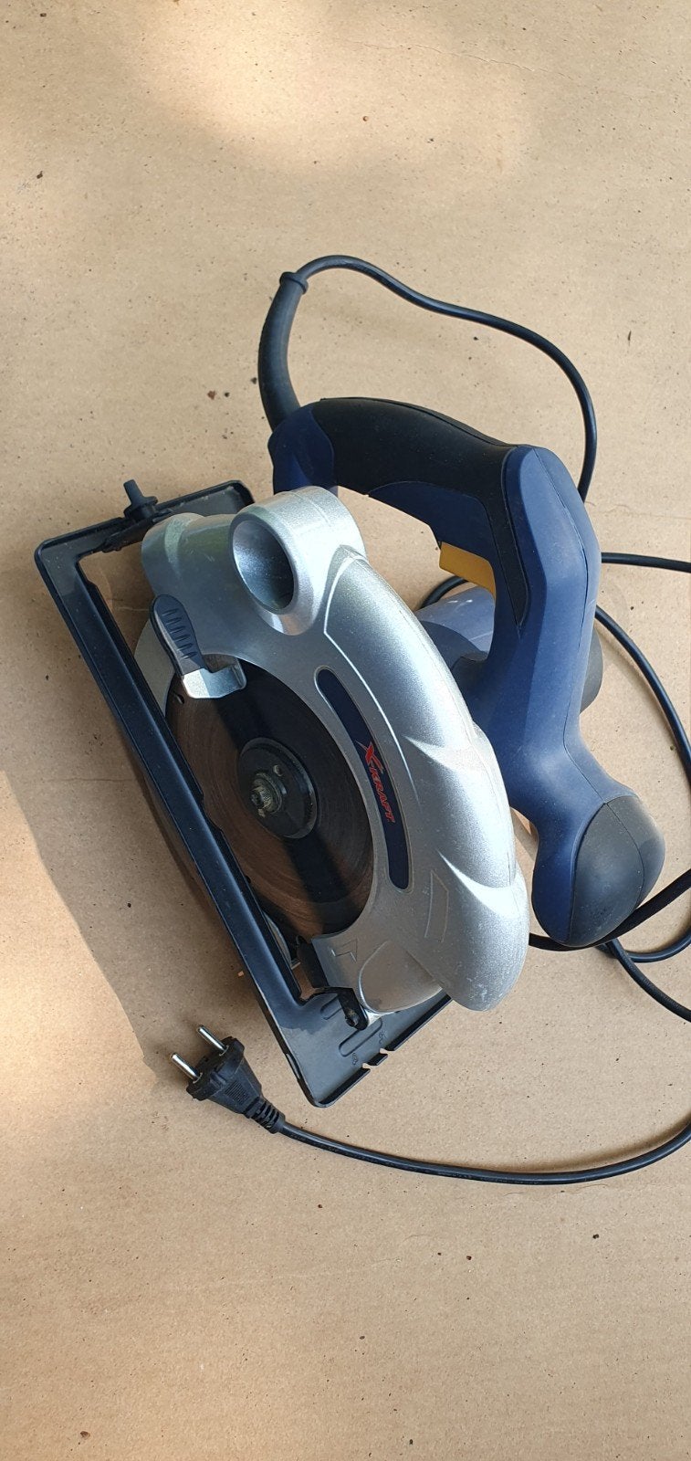 Nette cirkelzaag X-Kraft, Doe-het-zelf en Verbouw, Gereedschap | Zaagmachines, Ophalen, Gebruikt, Cirkelzaag, 30 tot 70 mm