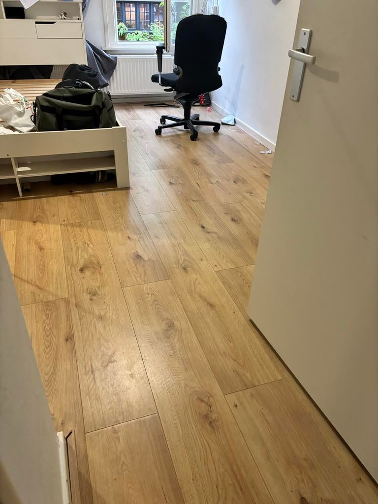Gratis ophalen Mooie laminaatvloer + ondervloer, Huis en Inrichting, Ophalen, Zo goed als nieuw, 25 tot 50 m², Laminaat