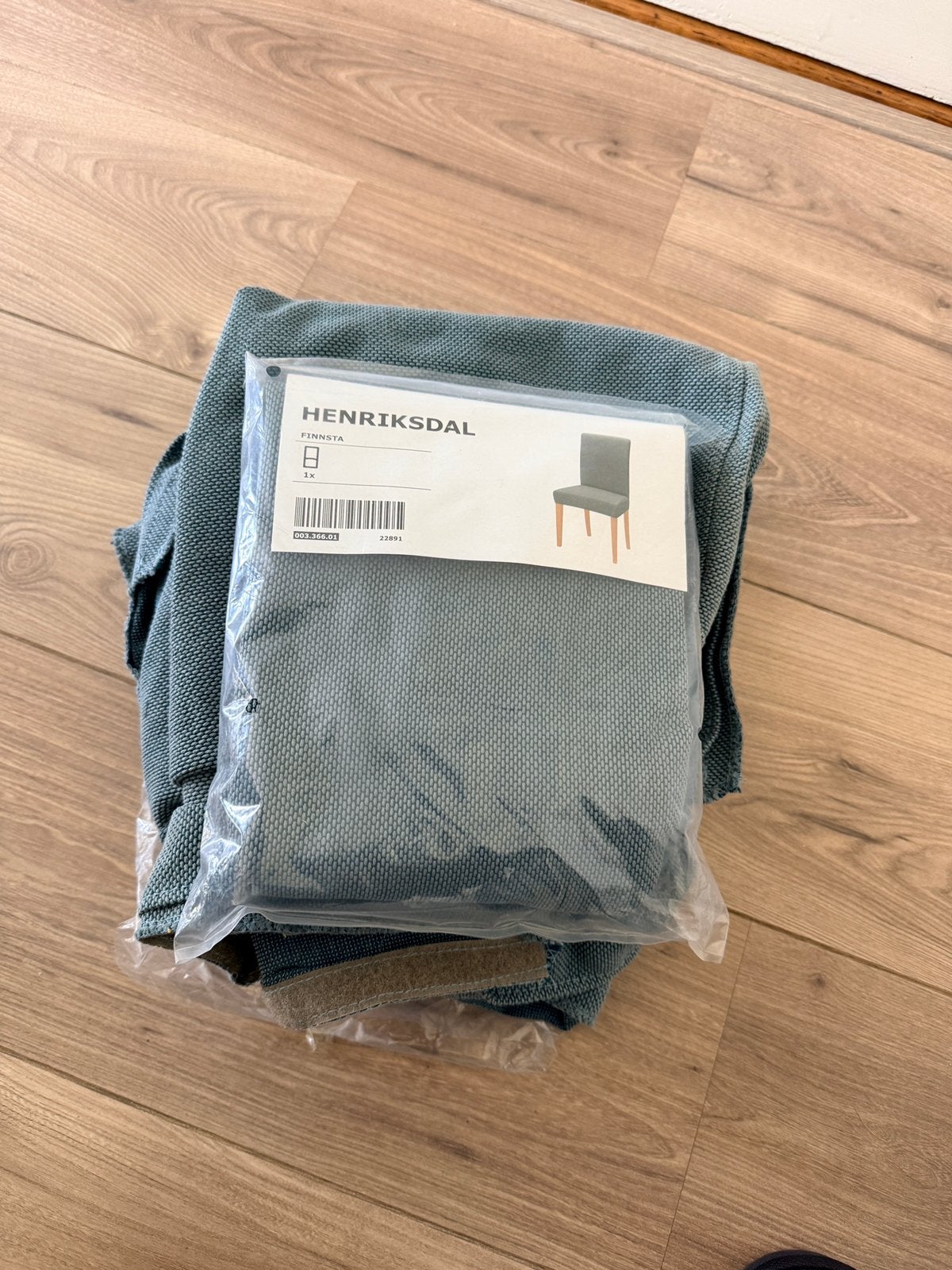 IKEA HENRIKSDAL FINNSTA Stoelhoezen, Zo goed als nieuw, Vier, Stof, Verzenden