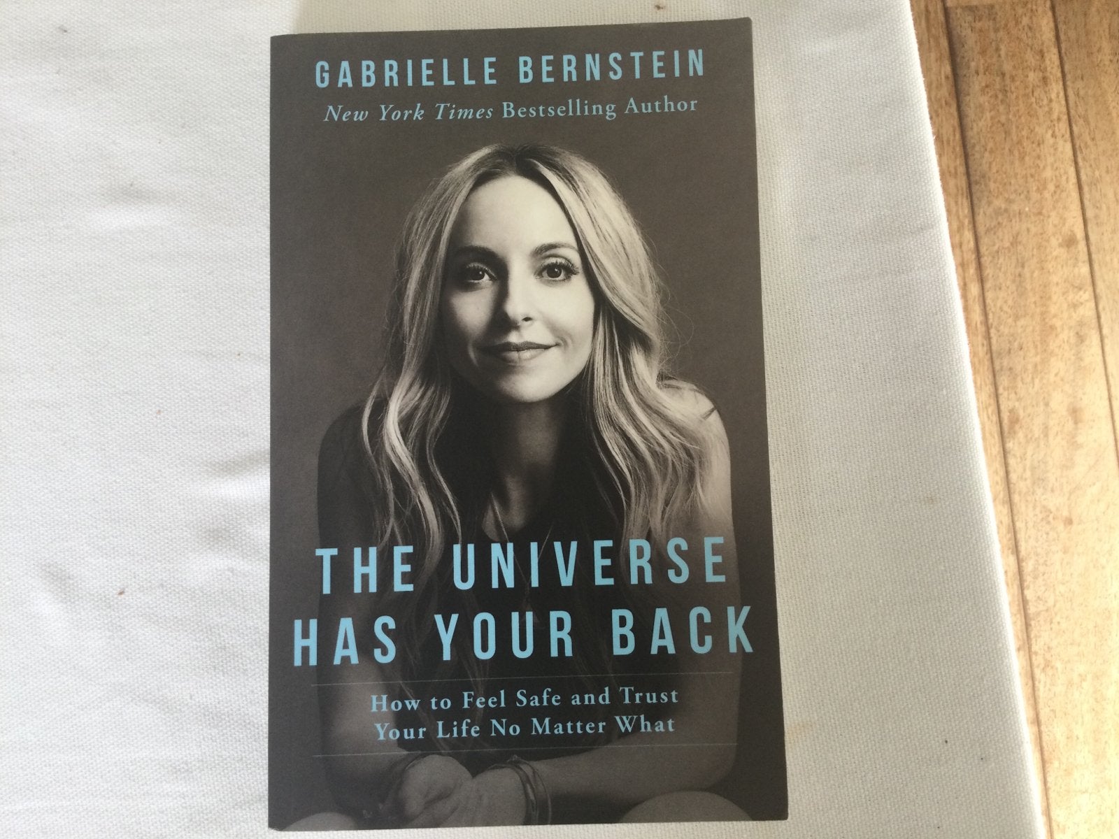 Gabrielle Bernstein, The Universe has your back(TOPBOEK), Ophalen of Verzenden, Nieuw, Spiritualiteit algemeen, Overige typen