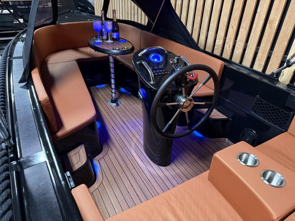 NwStaat! MAASSLOEP 590 DELUXE '20PK HONDA' AUDIO! LED OPTIES, Tender, Rondzit, 0 cm, 2 m