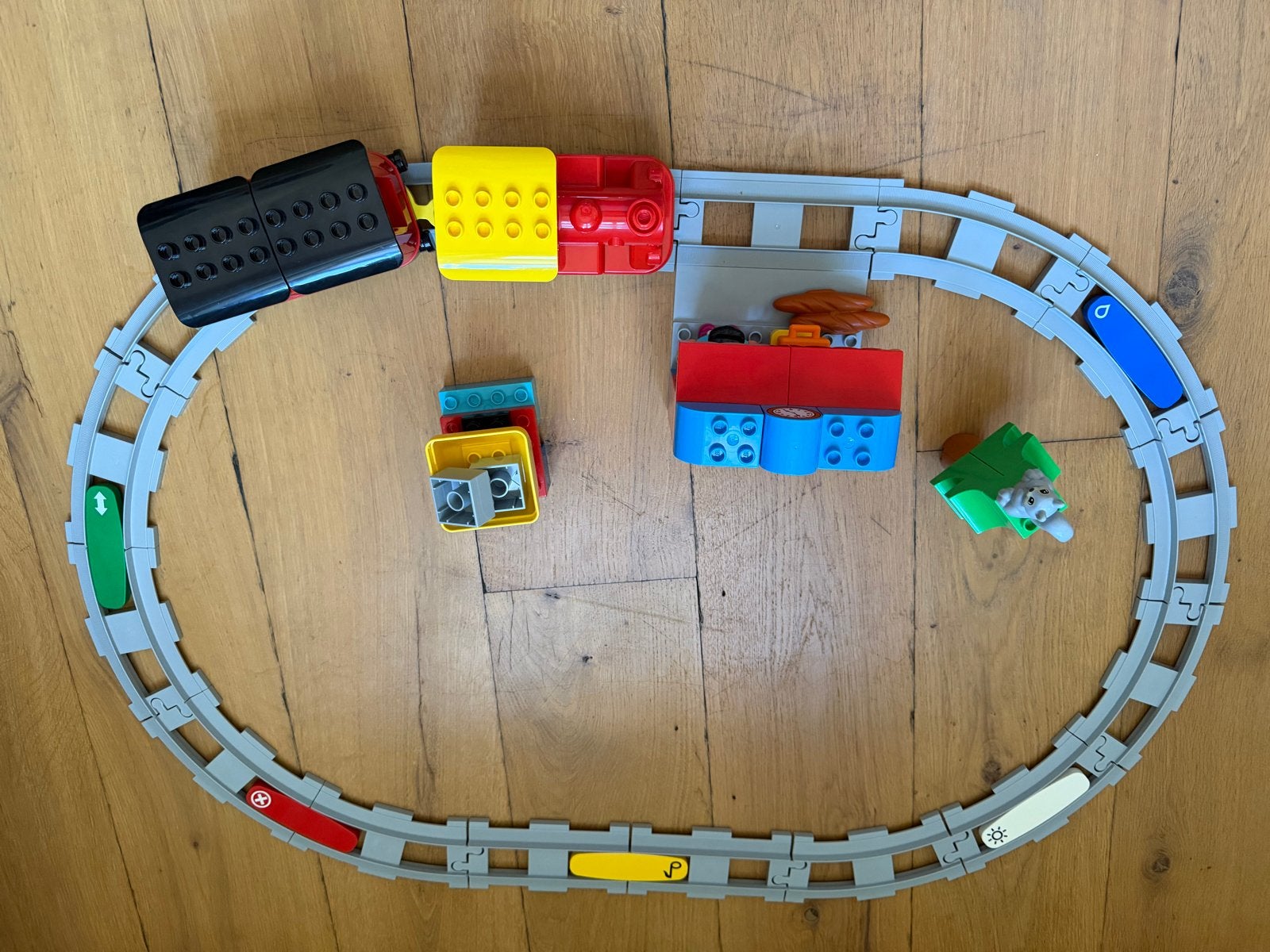 Lego Duplo Trein met Rails en Station - Zo goed als nieuw, Ophalen, Zo goed als nieuw, Overige merken