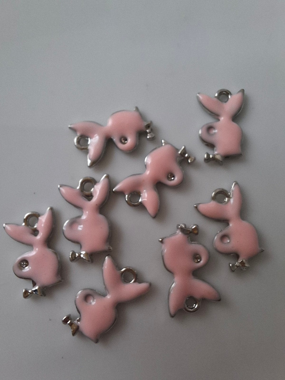 8 stuks bedels hangers playboy roze zilver metaal konijn, Overige merken, Overige materialen, -, -