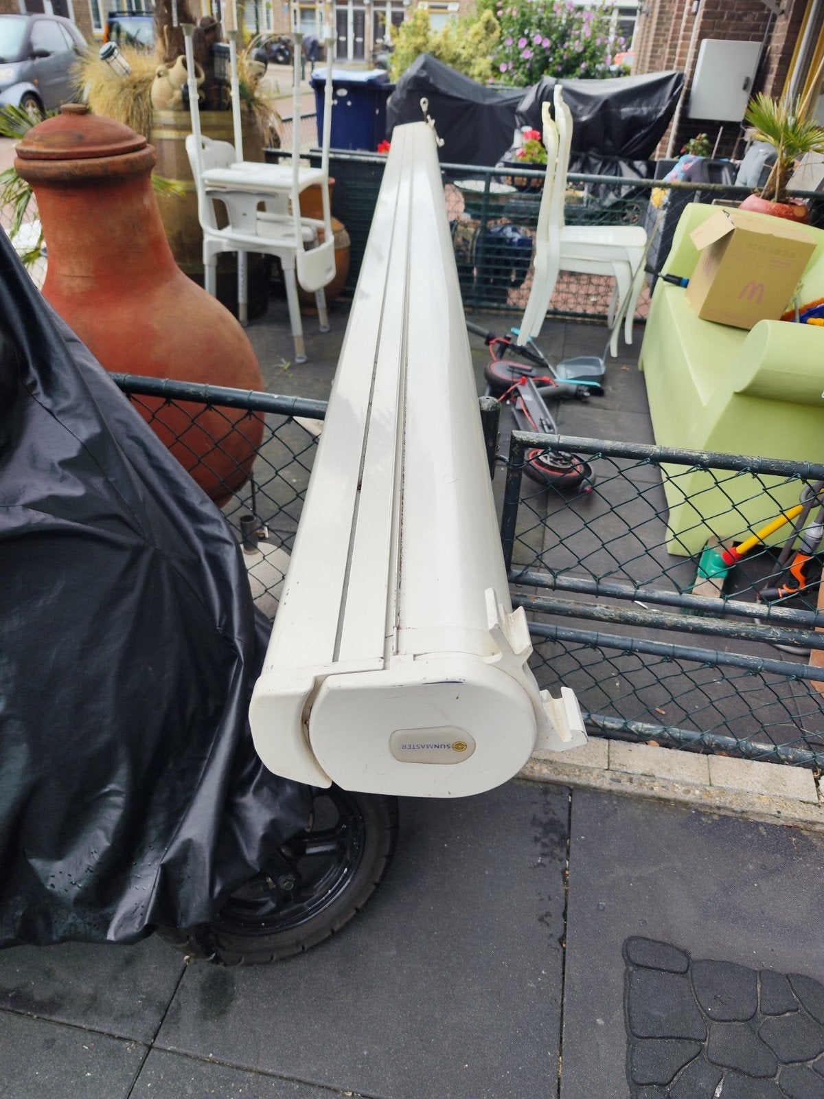 zonnenscherm niet elektrische handdraiend, Ophalen of Verzenden, Zo goed als nieuw, 200 cm of meer, 150 tot 200 cm