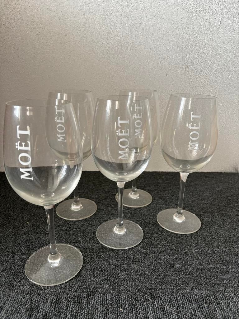 5 Moët & Chandon wijnglazen, Glas of Glazen, Ophalen of Verzenden, Overige stijlen, Glas