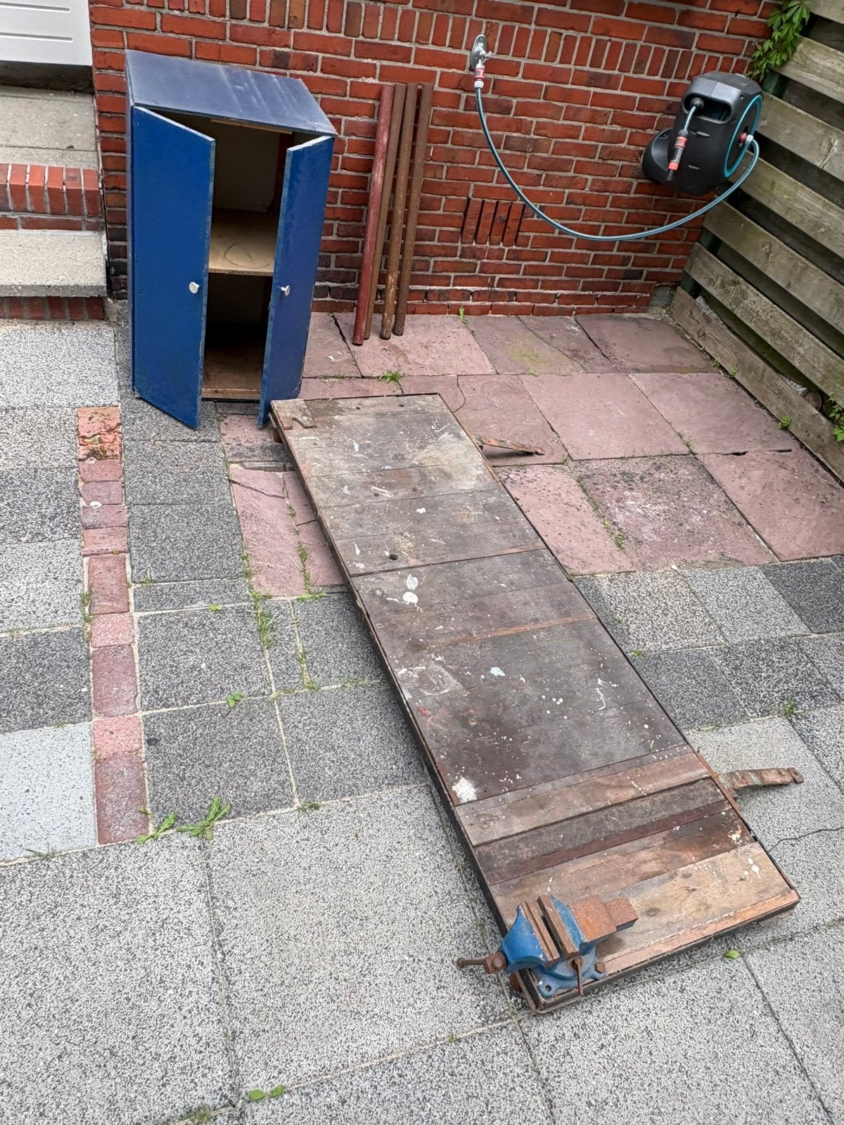 Opklapbare werkbank met kastje, Ophalen, Gebruikt, Inklapbaar