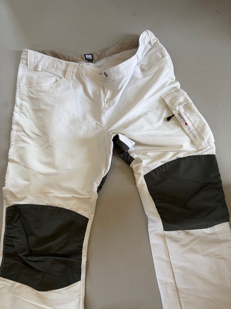 Musto damesbroek, Watersport en Boten, Watersportkleding, Ophalen, Musto, Zeilbroek, Zo goed als nieuw