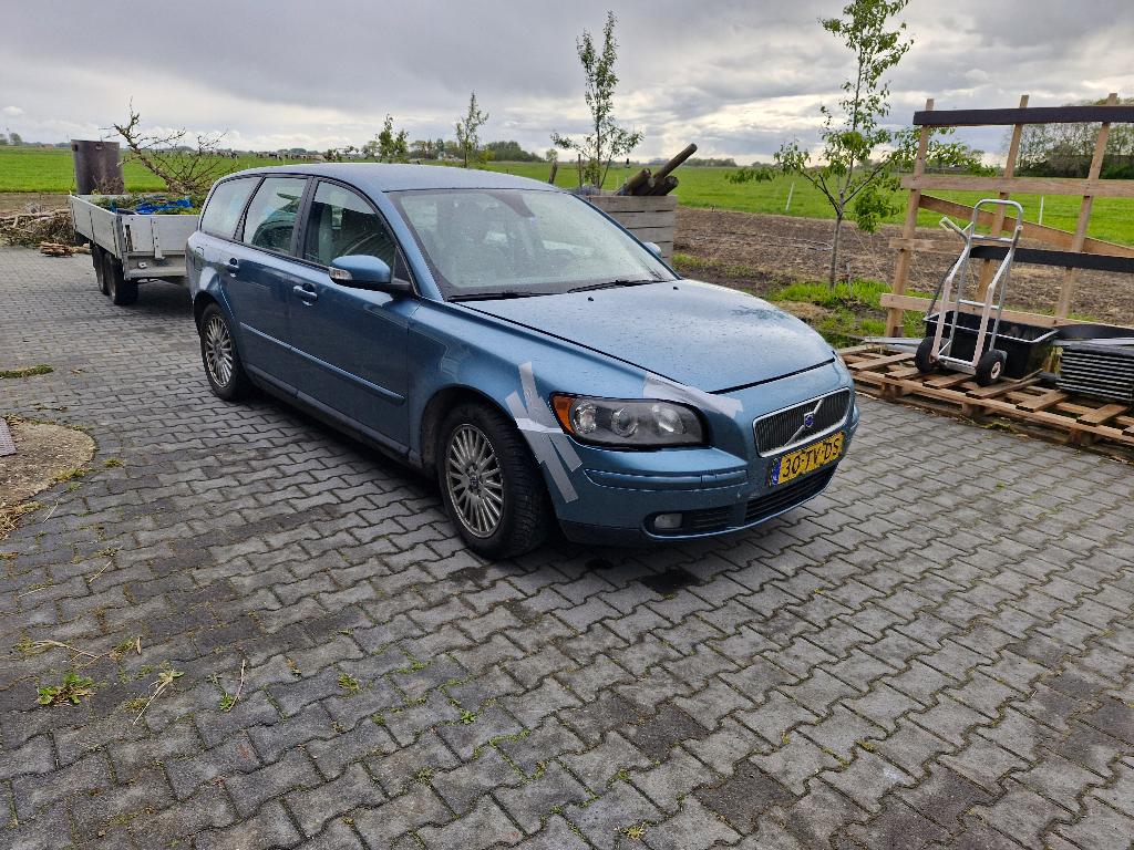 Volvo V50 2.0D te koop | schadeauto/hobby/export, Auto's, Volvo, Voorwielaandrijving, 136 pk, Beige, 4 cilinders