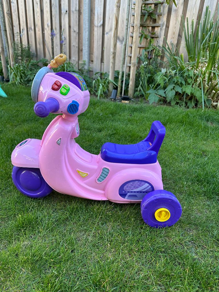 VTech 2 in 1 Loopscooter - Educatief Speelgoed, Ophalen, Zo goed als nieuw, 6 maanden tot 2 jaar