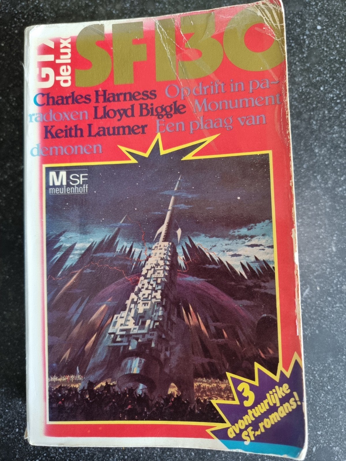 SFBC de Luxe: 3 Avontuurlijke SF-romans (Meulenhoff), Boeken, Science fiction, Ophalen of Verzenden