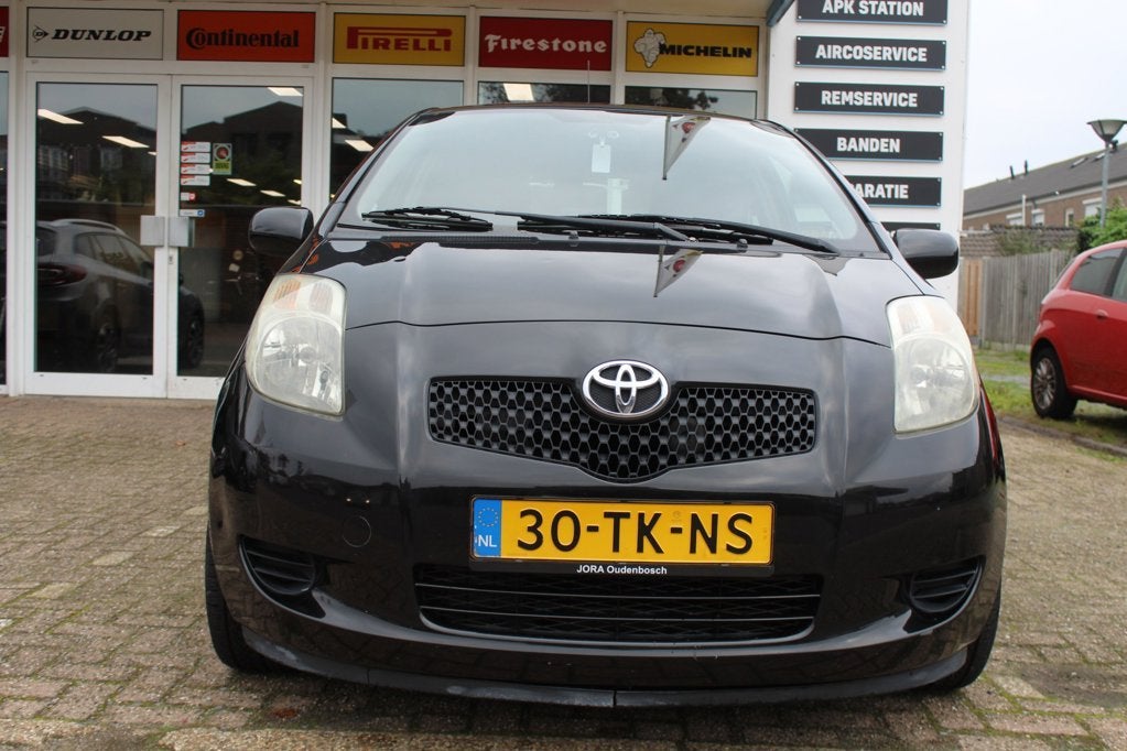 Toyota Yaris 1.3 VVTi Sol, Voorwielaandrijving, Stof, Zwart, 4 cilinders