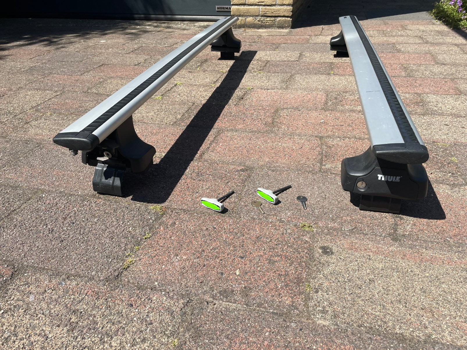 Dakdragers Thule Wingbar, Ophalen, Gebruikt