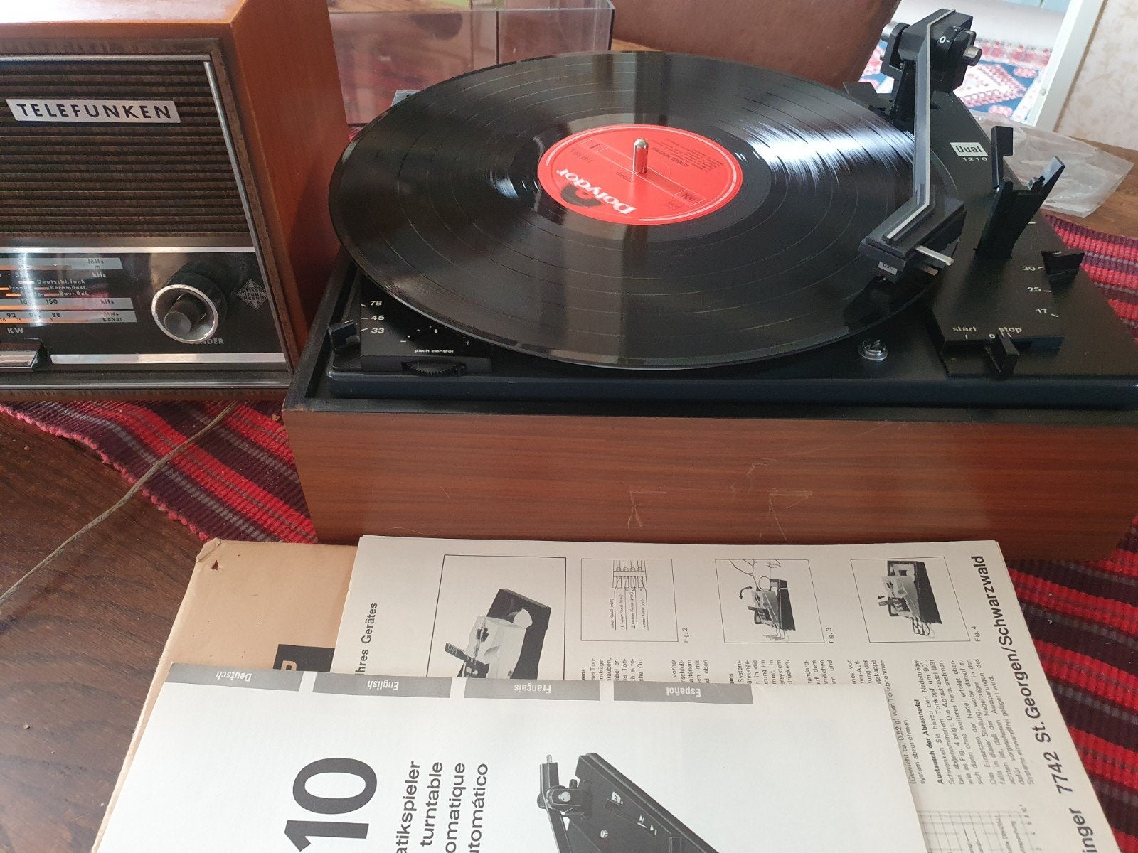 Oude Dual pick-up en kleine Telefunken radio, Ophalen of Verzenden
