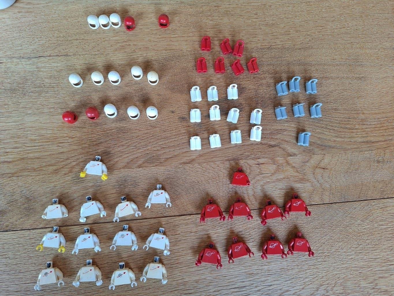 Oud Space LEGO onderdelen - Verkleuring en beschadigingen, Gebruikt, Lego, Ophalen of Verzenden, Space
