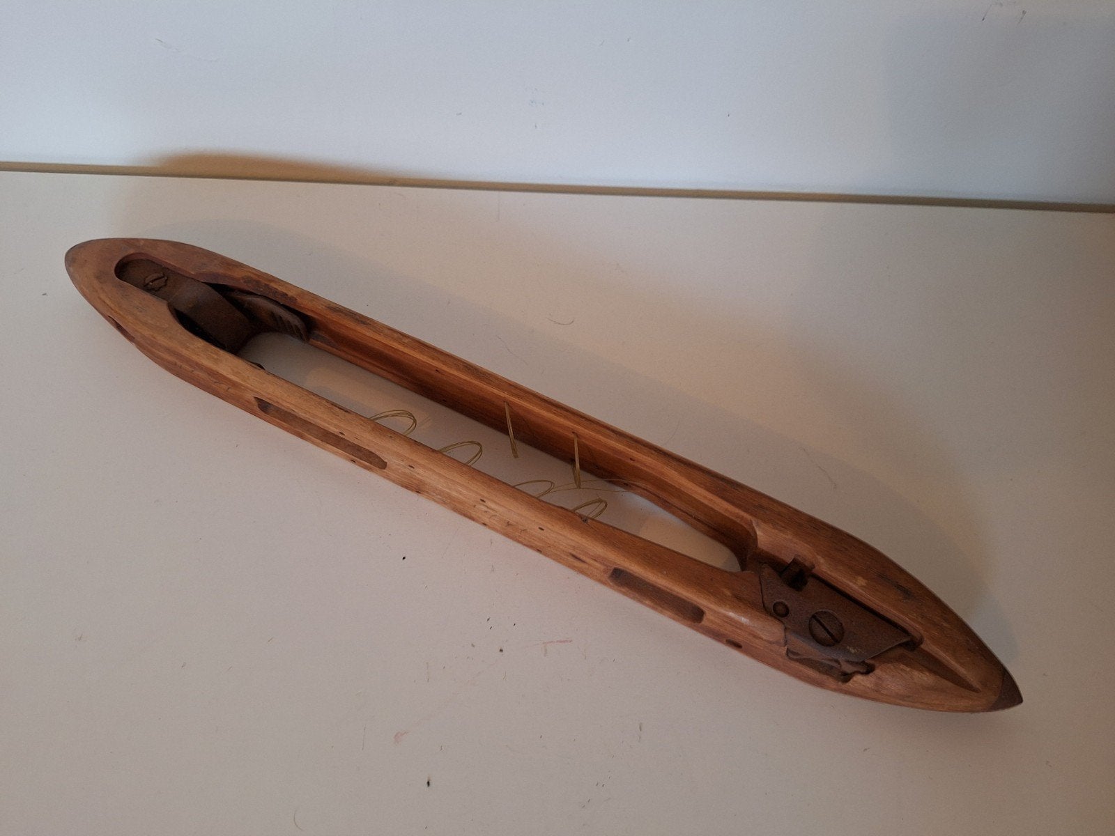 Antieke houten weefspoel - decoratief object, Ophalen