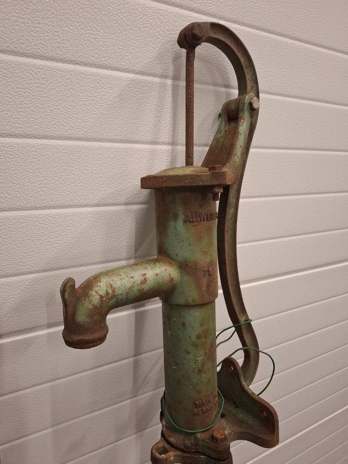 Antieke handwaterpomp - Decoratief object, Tuin en Terras, Ophalen, Gebruikt